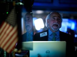 Los únicos sectores que amanecían en verde hoy eran el de bienes no esenciales, el de comunicaciones y el financiero. AFP/ARCHIVO