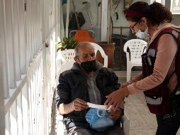 Si por causas de fuerza mayor, el o la beneficiaria de la Pensión del Bienestar de las Personas Adultas Mayores no puede recoger su tarjeta, se puede solicitar una visita domiciliaria. EL INFORMADOR / ARCHIVO