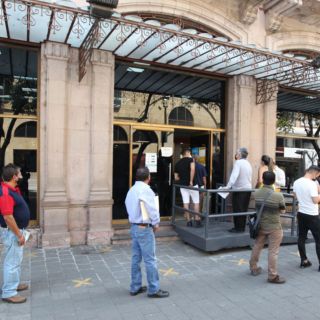 ¡Tómalo en cuenta! Está a punto de terminar el descuento de 10% en el pago del refrendo