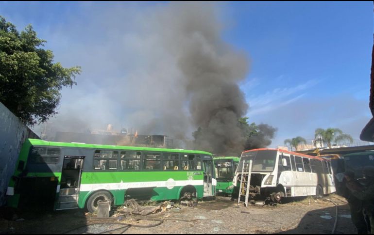 Hasta el momento no se sabe que pudo haber ocasionado el incendio, continúan inspeccionando peritos para determinar la causa. CORTESÍA / Protección civil GDL