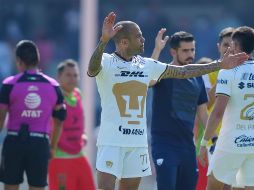 Madre del futbolista reaparece y confía en que su hijo es inocente. ESPECIAL