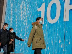 El número de personas que necesitan ser atendidas por infecciones respiratorias en los hospitales de Pekín bajó un 40%, señalan. EFE/W. Hao