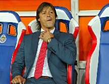 Fue durante mayo de 2022 que Matías Almeyda fue anunciado como el nuevo DT del AEK de Grecia, y en menos de un año el ex timonel de Chivas ha logrado consolidarse en el gusto del club y la afición. IMAGO7