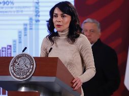 Elizabeth García Vilchis aseveró ante el comentario de Lorenzo Córdova ''la democracia no está en el ADN de los mexicanos''; afirma que es un sesgo clasista pues los mexicanos tienen la conciencia y capacidad de elegir quiénes los van a gobernar. SUN / ARCHIVO