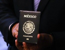 Celebran acuerdo para que el pasaporte y la matrícula consular sean aceptados por los Bancos. ESPECIAL