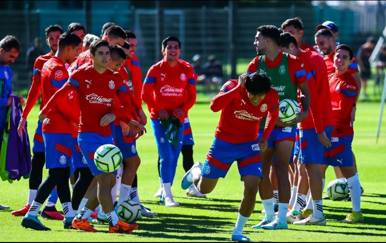 Chivas se prepara para lo que será su duelo del próximo domingo ante Querétaro. Twitter/@Chivas