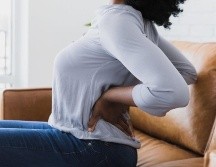 Casi todos padecemos de dolor de espalda en algún momento, aunque en la mayoría de los casos no es de gravedad. GETTY IMAGES