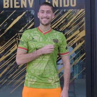 Santiago Ormeño le dice adiós al Rebaño "Muchas gracias, Chivas"