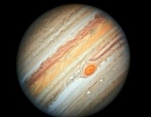 Los astrónomos han descubierto 12 nuevas lunas alrededor de Júpiter, lo que le da un total de 92. AP