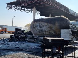 La pipa explotó y causó la muerte de dos personas. EFE/D. Martínez