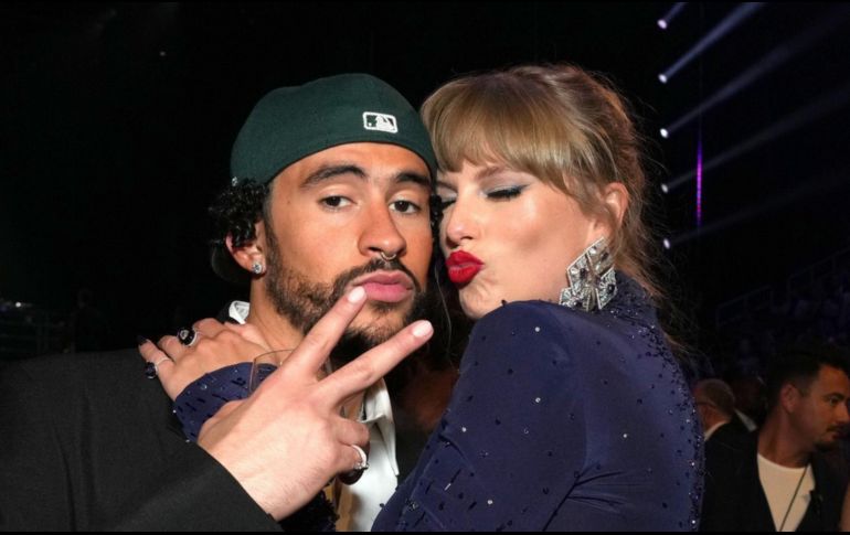 La foto de Bad Bunny y Taylor Swift conmocionó las redes sociales. ESPECIAL/ Grammy