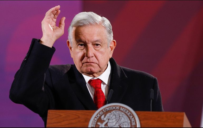 López Obrador dijo que en el juicio se está constatando cómo se tomaron decisiones que generaron violencia en el país. EFE/I. Esquivel