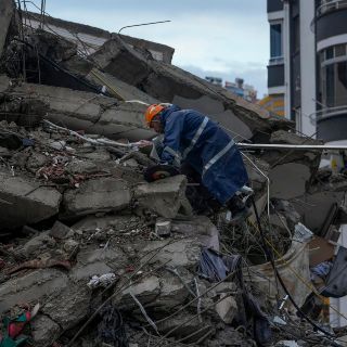 Terremoto en Turquía tira castillo de casi dos mil años de antigüedad