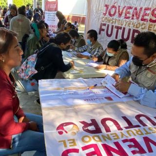 Becas Benito Juárez benefician a más de 483 mil en Jalisco; así puedes inscribirte al apoyo