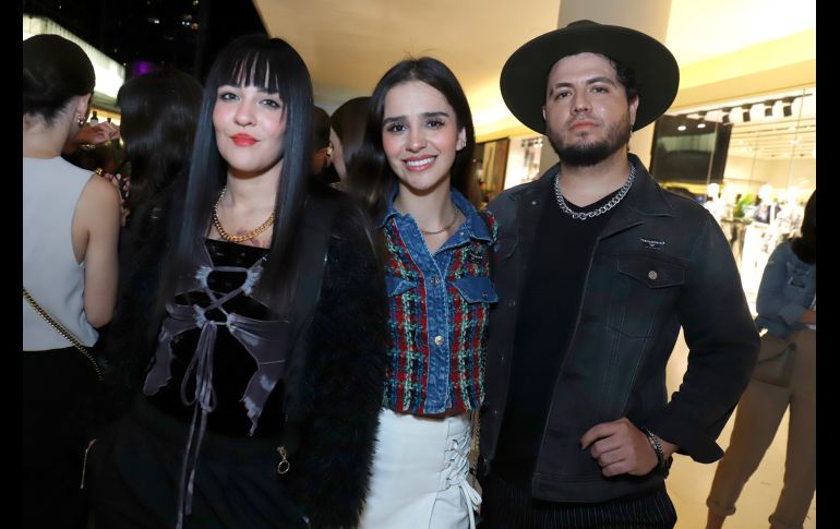 Sthela Stelar, Fer Arceo y Archie Romo. GENTE BIEN JALISCO/Claudio Jimeno