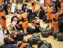 Rescatistas de todo el mundo llegaron a Turquía para apoyar en las labores. AP