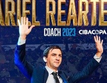 Durante su presentación, el coach explicó el estilo de juego que quiere implementar en este equipo, mismo con el que regresará a dirigir en el CIBACOPA. ESPECIAL / Astros de Jalisco