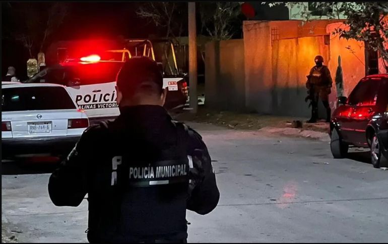 Delincuentes llegaron hasta donde estaban los policías en descanso y los acribillaron. SUN