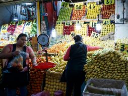 La inflación ha provocado el aumento en el costo de algunos alimentos. EFE/J. Méndez