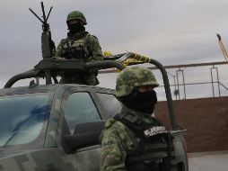 Durante la diligencia, el personal naval encontró 35 rifles AK-47 y más de mil 500 cartuchos calibre 50, así como cargadores y otros cartuchos de distintos calibres. SUN/ARCHIVO