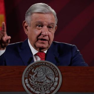 López Obrador adelanta que podría ampliarse convenio de médicos con Cuba