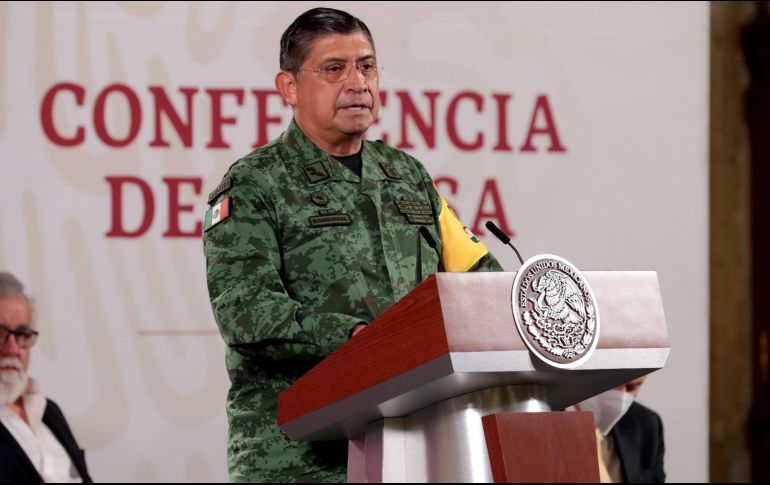 Luis Cresencio Sandoval, titular de la Sedena, habló del caso durante la conferencia de prensa matutina de López Obrador este viernes en Zapopan. SUN/ARCHIVO