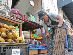 La brecha laboral en México sigue siendo muy elevada pese al aumento al salario mínimo. EL INFORMADOR / ARCHIVO