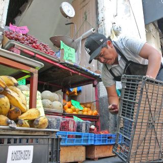 Sólo 2 de cada 10 empleados formales tienen un salario de 20 mil pesos en México