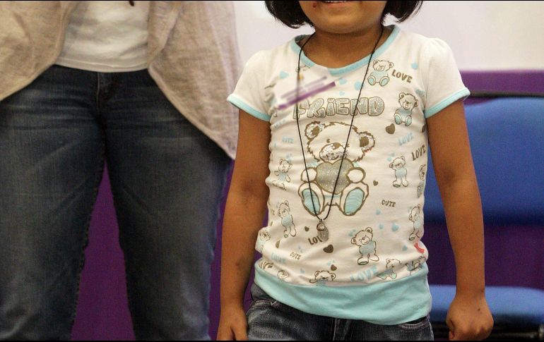 La pequeña, oriunda de Quillota, recibió su diagnóstico en septiembre, después de que su madre le detectó un pequeño bulto en el pecho izquierdo. EL INFORMADOR / ARCHIVO