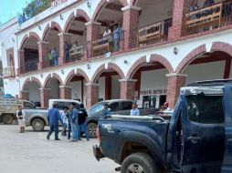 El multihomicidio ocurrió frente al Palacio Municipal de Santiago Amoltepec, comunidad de la Sierra Sur de Oaxaca. ESPECIAL