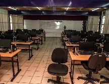 Se busca que maestros jubilados se ofrezcan de manera voluntaria a dar clases de manera personalizada a los menores que deben permanecer en casa. EL INFORMADOR/ARCHIVO