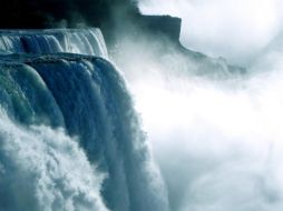 De acuerdo con el New York Post, los equipos de emergencia fueron desplegados en el lugar de los hechos para salvar a la mujer y a su hijo, sin embargo, tras el operativo solo el menor fue encontrado con vida. Pixabay