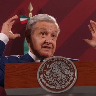López Obrador afirma que detener reforma de Peña Nieto le costó "un infarto"