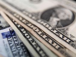 Este miércoles, el dólar cerró 0.42% o ocho centavos por arriba del cierre del martes. EFE/ARCHIVO