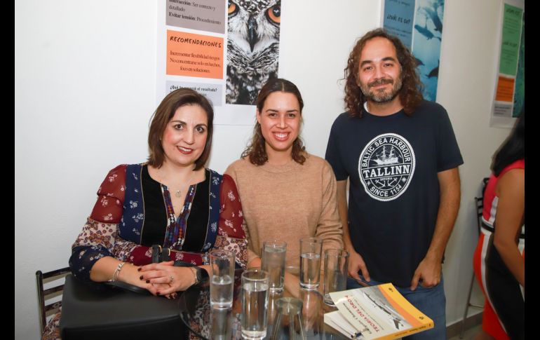 Cristina Vázquez Aldana, Carolina Hernández y Pepe Bayardo. GENTE BIEN JALISCO/Tony Martínez