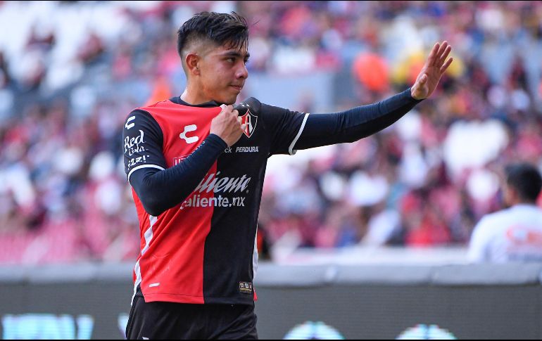 El defensa rojinegro ya se encuentra en rehabilitación. IMAGO/Archivo