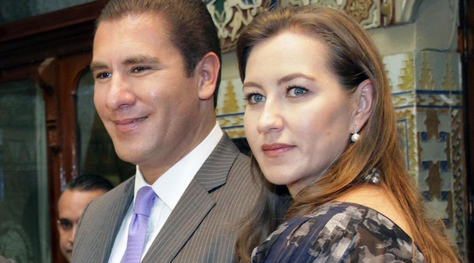 La Fiscalía de Puebla indica que se trata de una trabajadora de la empresa encargada del mantenimiento del helicóptero en el que viajaban Martha Erika Alonso y Rafael Moreno Valle el día del accidente. SUN / ARCHIVO