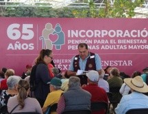 El registro para la Pensión del Bienestar en Guadalajara se lleva a cabo en el Parque San Jacinto. EL INFORMADOR/ ERNESTO GÓMEZ