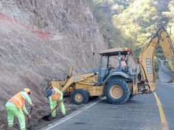 La SICT inició el programa de Conservación Rutinaria 2023 en carreteras federales de Jalisco. ESPECIAL