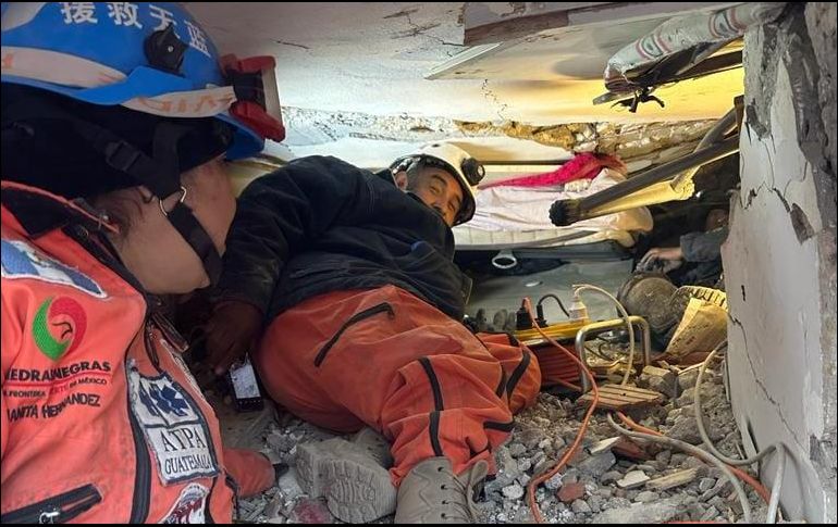 La brigada Topos Azteca está conformada por más de 30 rescatistas. FACEBOOK/Original Birta Topos Azteca