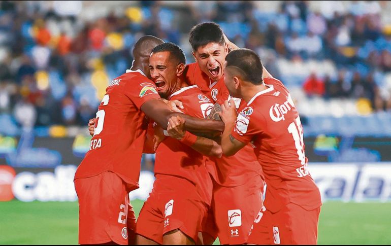Los Diablos Rojos ligan su segunda victoria del campeonato y cortaron la racha de cinco juegos sin perder de Pachuca. IMAGO7