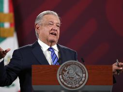 De nueva cuenta, López Obrador arremete contra Loret de Mola en su conferencia de prensa matutina. EFE/S. Gutiérrez