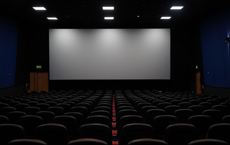 Con esta promoción, las personas podrán obtener un 2x1 en entradas para ver cualquier película en una sala común o bien en una VIP. Unsplash