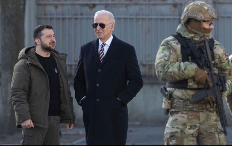 Biden pasó más de cinco horas en Kiev, donde consultó con Zelensky los pasos a seguir. AP