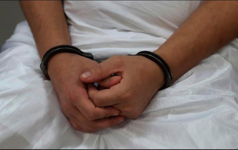 El hombre fue a prisión por imponer métodos de control a su esposa por el dinero, a pesar de que el matrimonio no pasaba por necesidades económicas. EFE/ARCHIVO