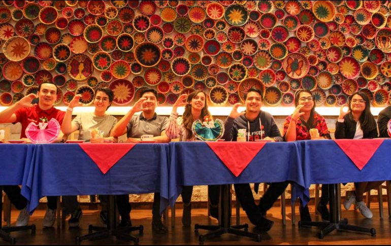 Durante rueda prensa, los jóvenes que encabezaron este movimiento declararon que utilizaron las redes sociales para expandir dichos eventos en todo el país, pues reconocen que una mujer pueda ser la próxima presidenta. CORTESÍA