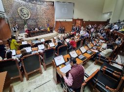 En el Congreso de Jalisco sobran 649 empleados. ARCHIVO