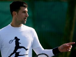Djokovic ha solicitado a las autoridades de Estados Unidos un permiso especial para ingresar al país y poder competir en dos torneos de la serie Masters. AP / D. Vojinovic