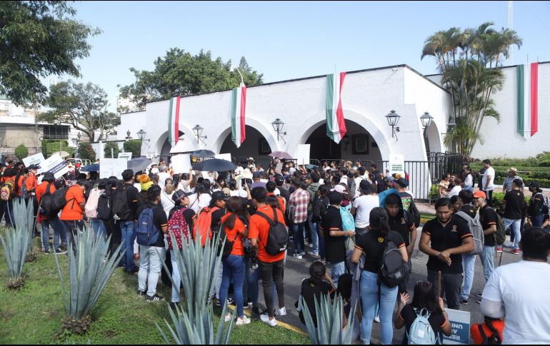 A través de sus redes sociales, Hagamos Jalisco mostró su inconformidad contra el gobernador por rechazar y no permitir la protesta social en Casa Jalisco. EL INFORMADOR / ARCHIVO
