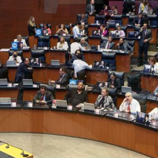 Senado avala ley que otorga a Sedena protección del espacio aéreo